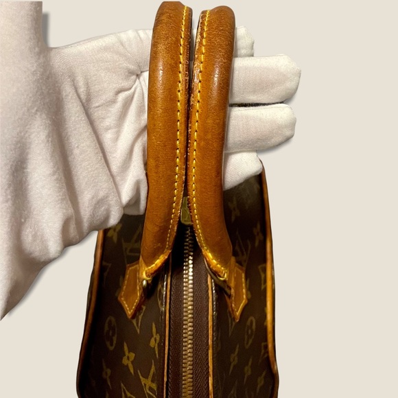 ✨SOLD✨Louis Vuitton Monogram Ellipse MM - Picture 5 of 16